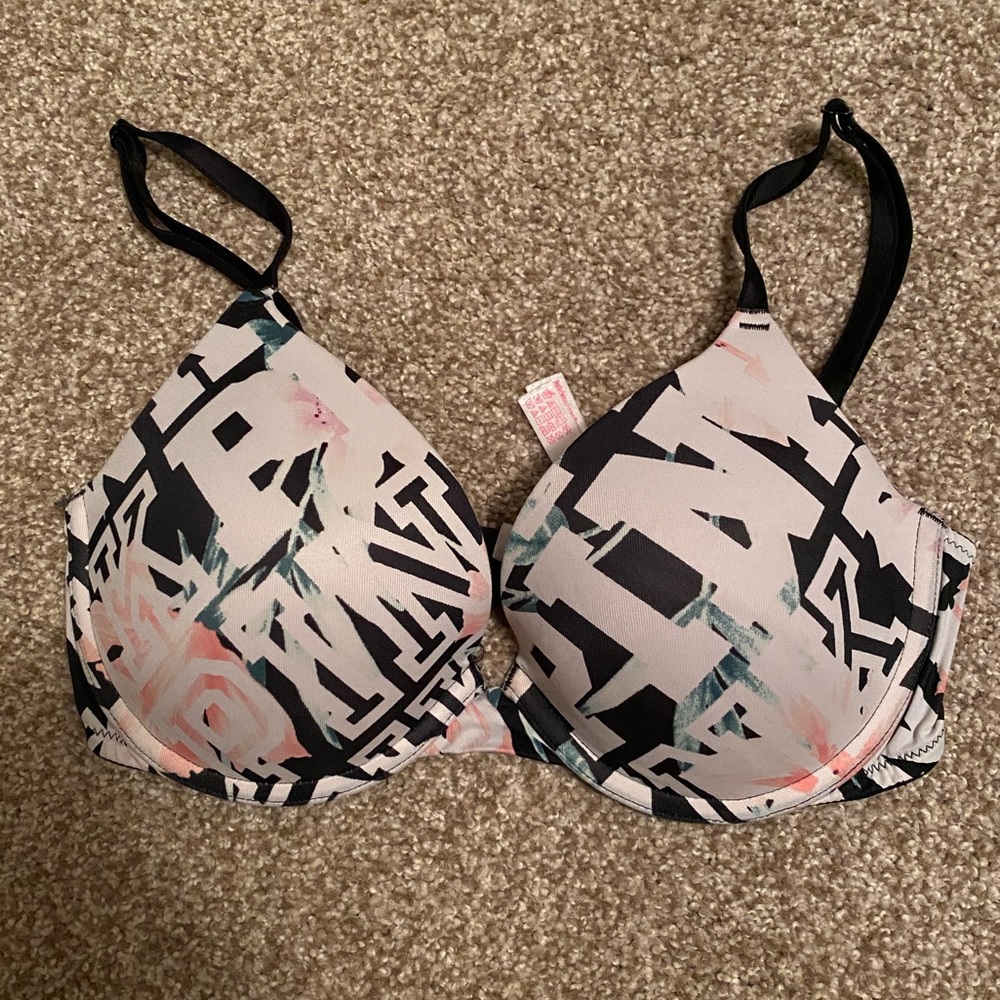 VS PINK Push Up Bra